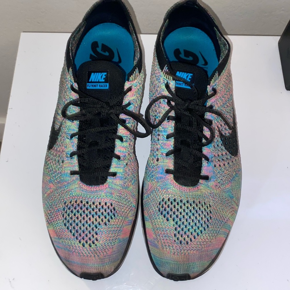 Nike Flyknit Racer